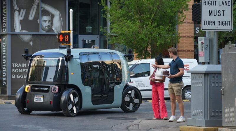 เทรนด์ Robotaxi โลกเดือด! สหรัฐฯ เร่งเครื่องปูทาง ขณะที่ลอนดอนกลายเป็นสนามรบใหม่